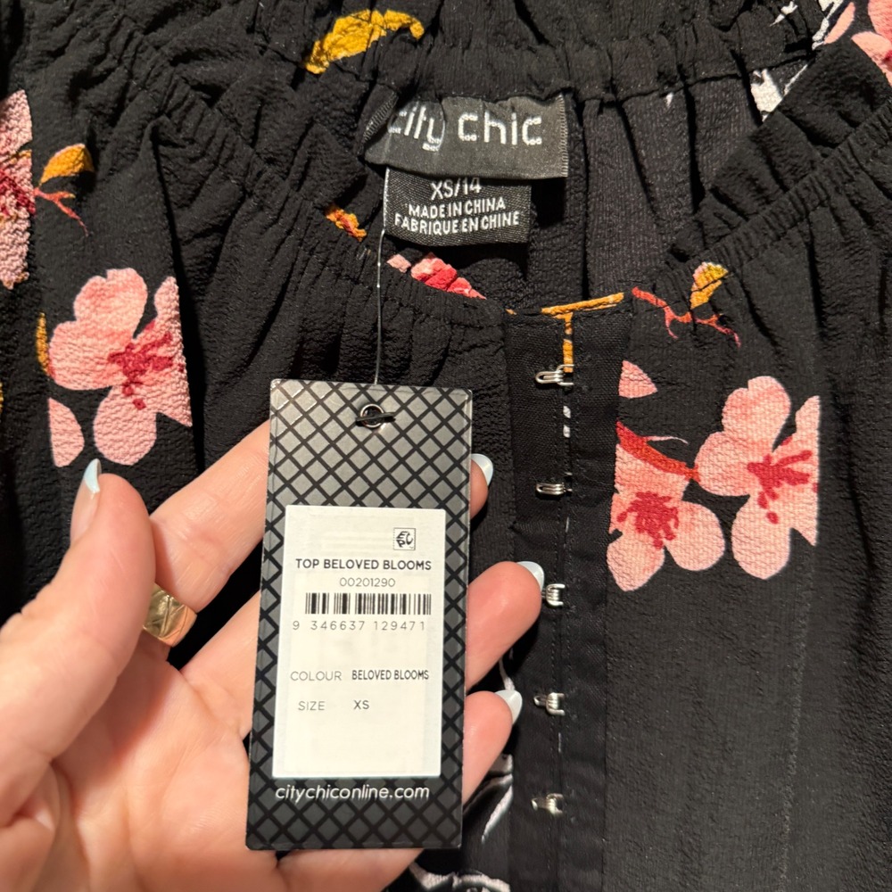 City Chic Black Floral Puff-Sleeve Blouse - Picture 3 of 4